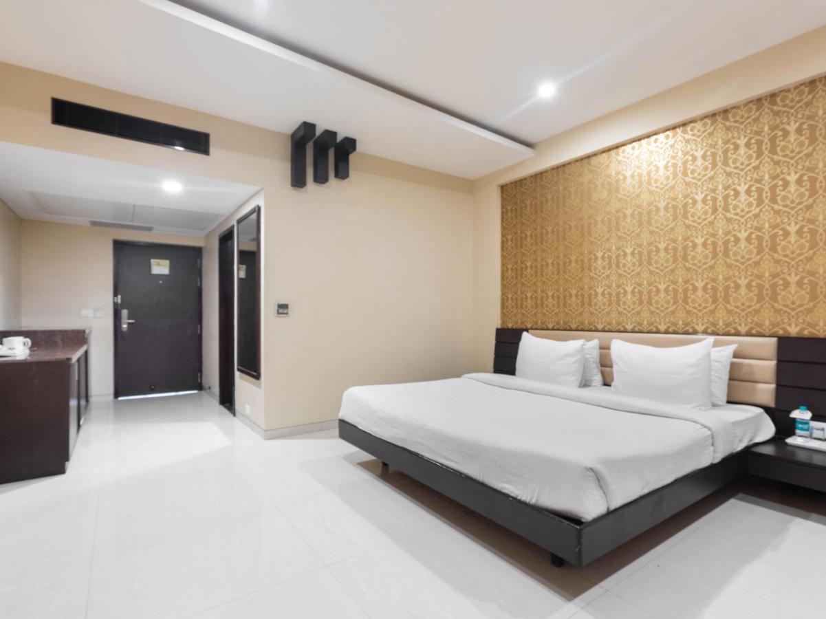Anjushree Hotel Ujjain Exterior photo