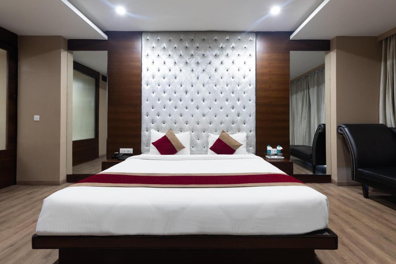 Anjushree Hotel Ujjain Exterior photo